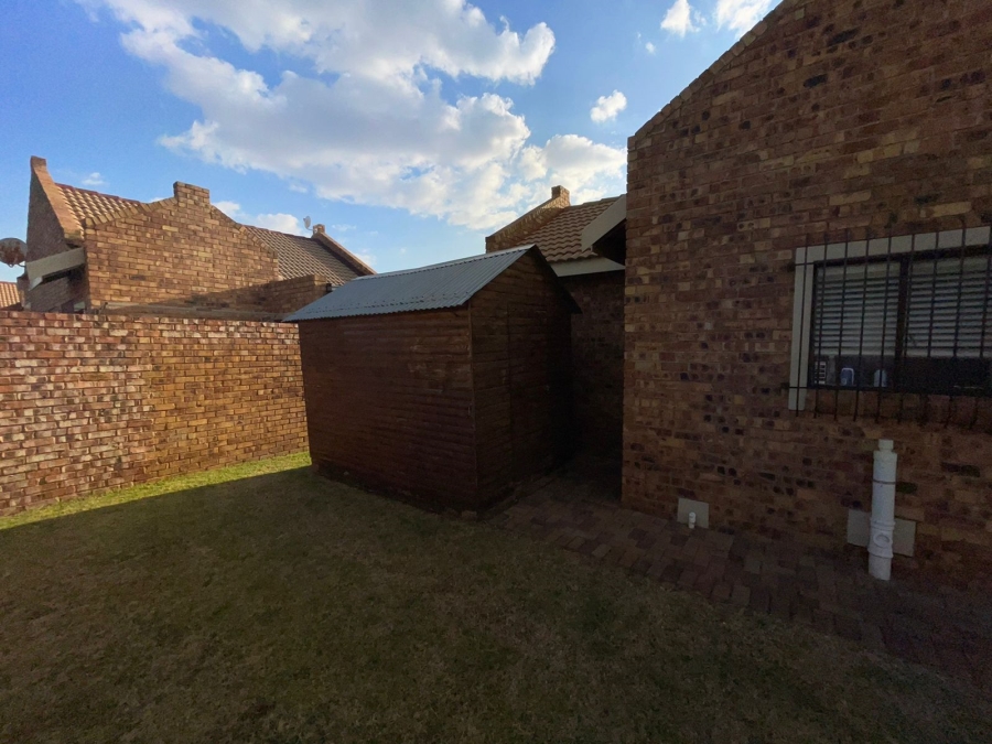 To Let 3 Bedroom Property for Rent in Rand Collieries Gauteng