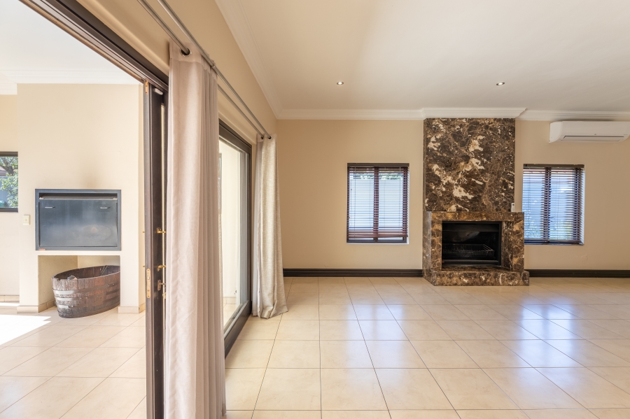 To Let 4 Bedroom Property for Rent in Dainfern Gauteng
