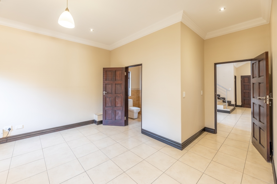 To Let 4 Bedroom Property for Rent in Dainfern Gauteng