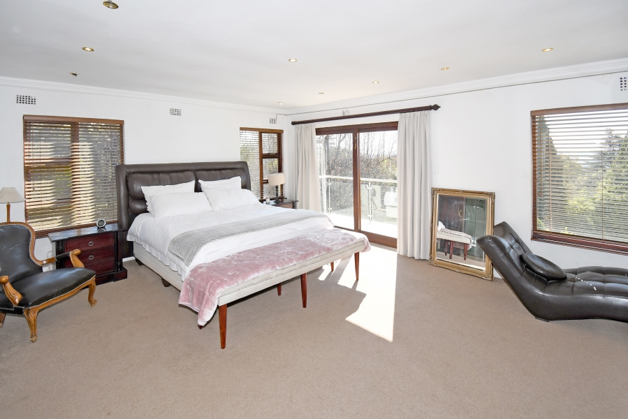 To Let 5 Bedroom Property for Rent in Valeriedene Gauteng