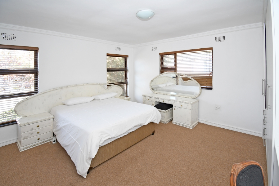 To Let 5 Bedroom Property for Rent in Valeriedene Gauteng