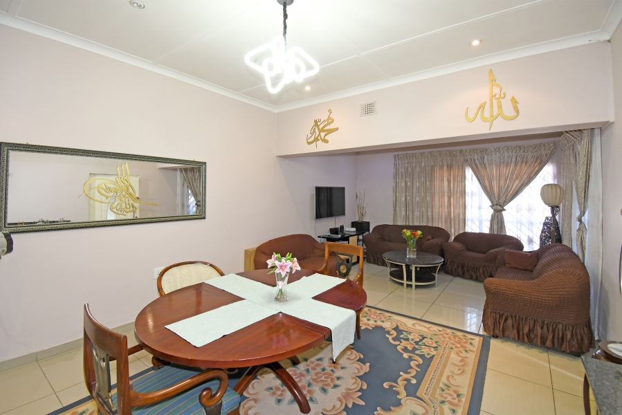 4 Bedroom Property for Sale in Crosby Gauteng
