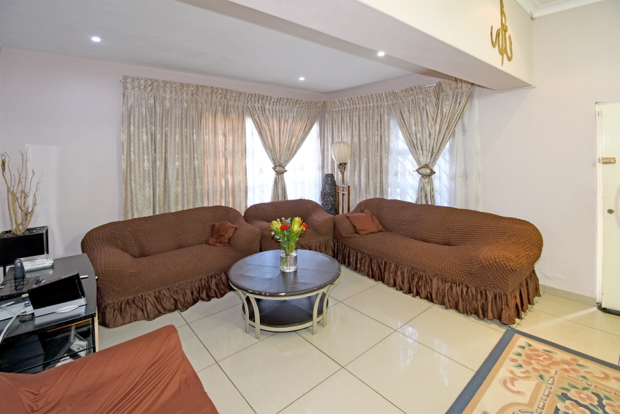 4 Bedroom Property for Sale in Crosby Gauteng