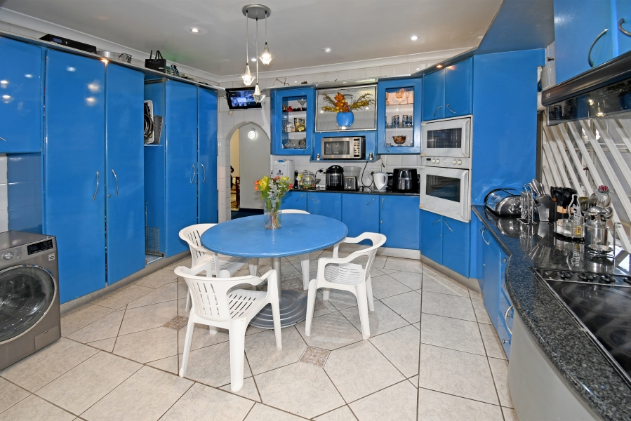 4 Bedroom Property for Sale in Crosby Gauteng