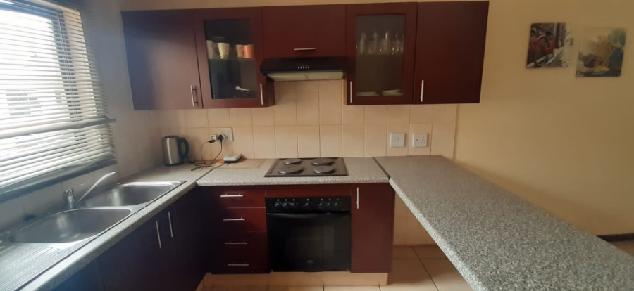 2 Bedroom Property for Sale in Kenleaf Gauteng