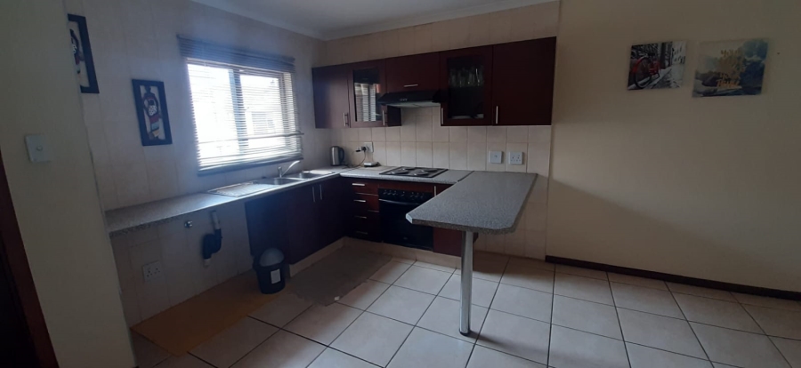 2 Bedroom Property for Sale in Kenleaf Gauteng