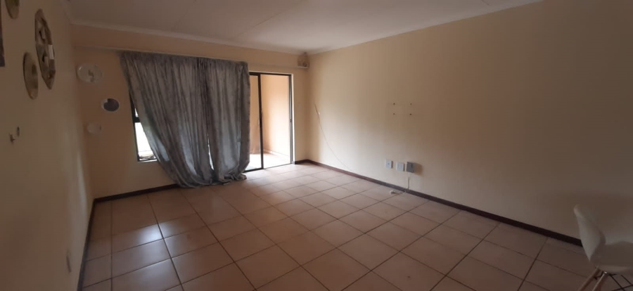 2 Bedroom Property for Sale in Kenleaf Gauteng