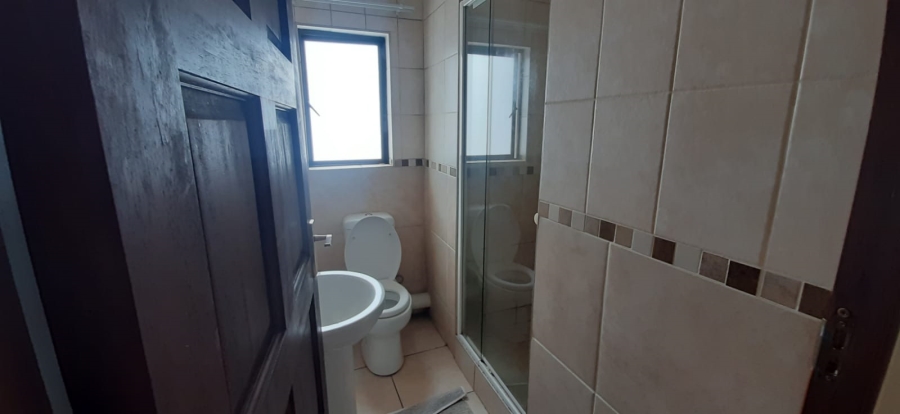 2 Bedroom Property for Sale in Kenleaf Gauteng