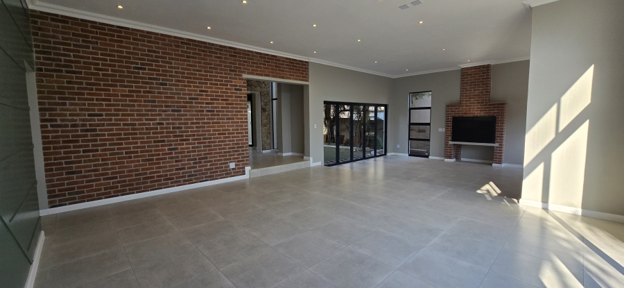 6 Bedroom Property for Sale in Midlands Estate Gauteng