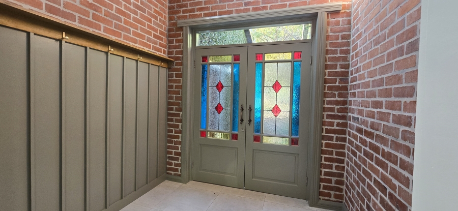 6 Bedroom Property for Sale in Midlands Estate Gauteng