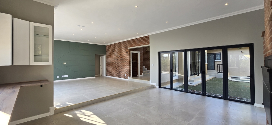 6 Bedroom Property for Sale in Midlands Estate Gauteng