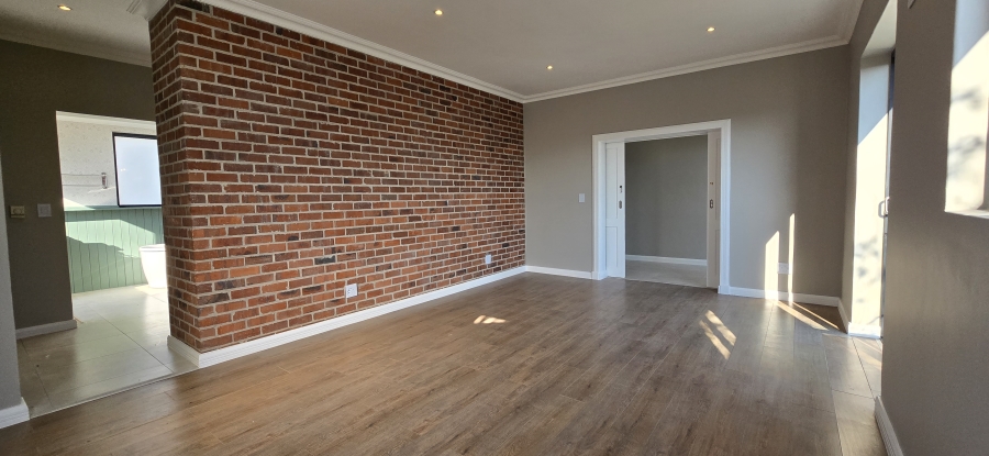 6 Bedroom Property for Sale in Midlands Estate Gauteng