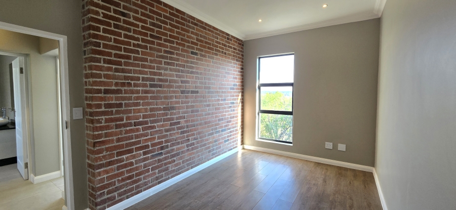 6 Bedroom Property for Sale in Midlands Estate Gauteng