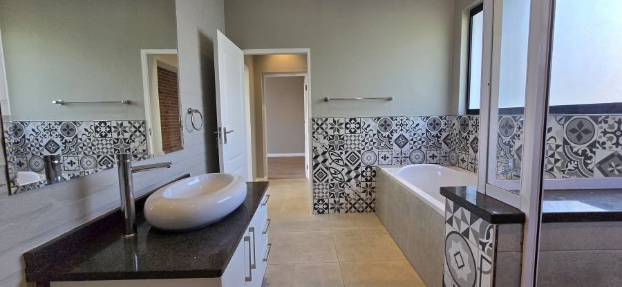 6 Bedroom Property for Sale in Midlands Estate Gauteng