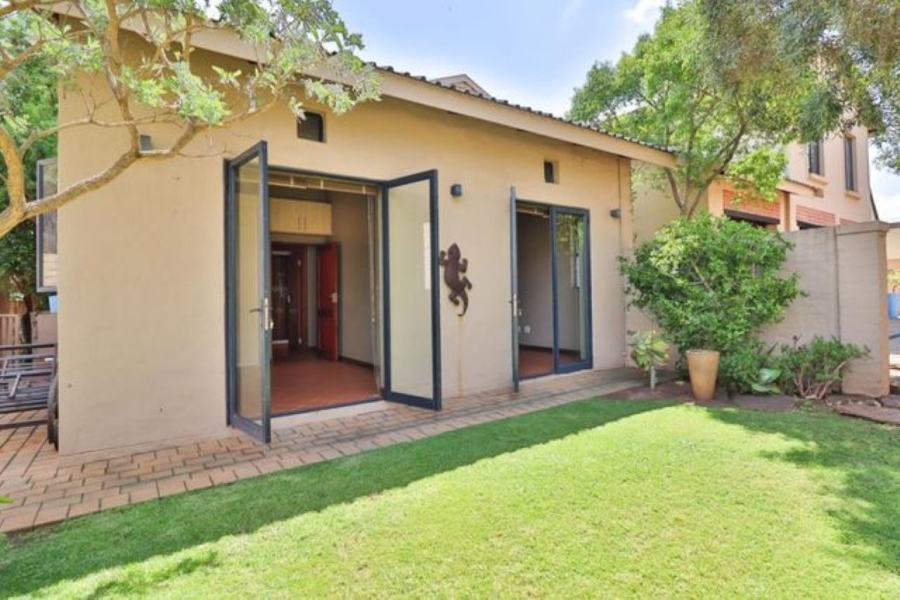 6 Bedroom Property for Sale in Midlands Estate Gauteng