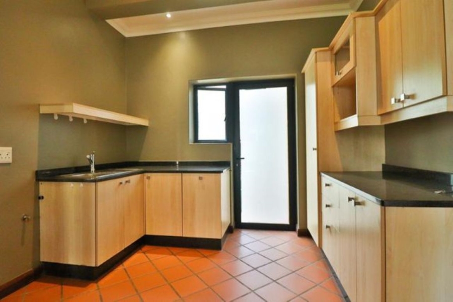 6 Bedroom Property for Sale in Midlands Estate Gauteng