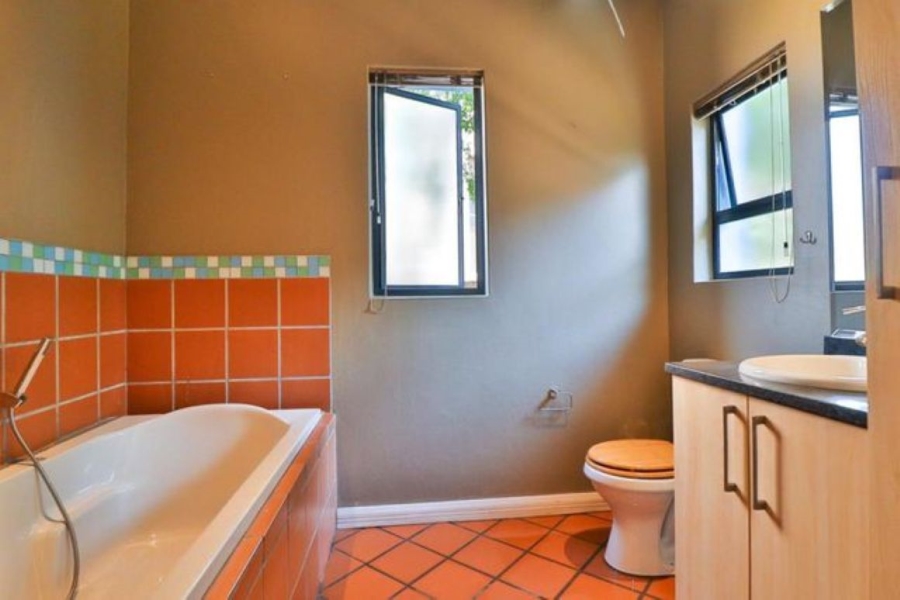 6 Bedroom Property for Sale in Midlands Estate Gauteng