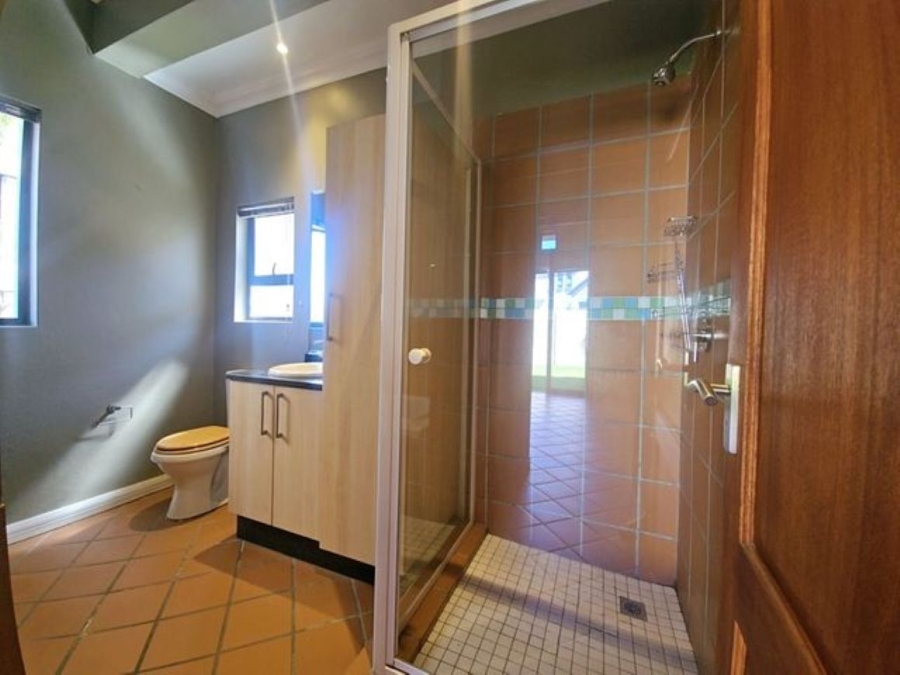 6 Bedroom Property for Sale in Midlands Estate Gauteng