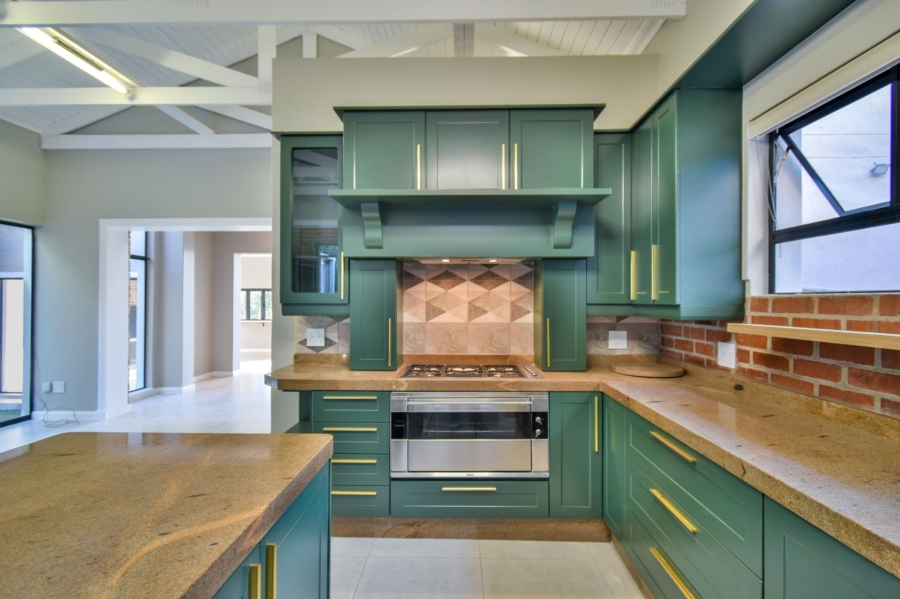 6 Bedroom Property for Sale in Midlands Estate Gauteng