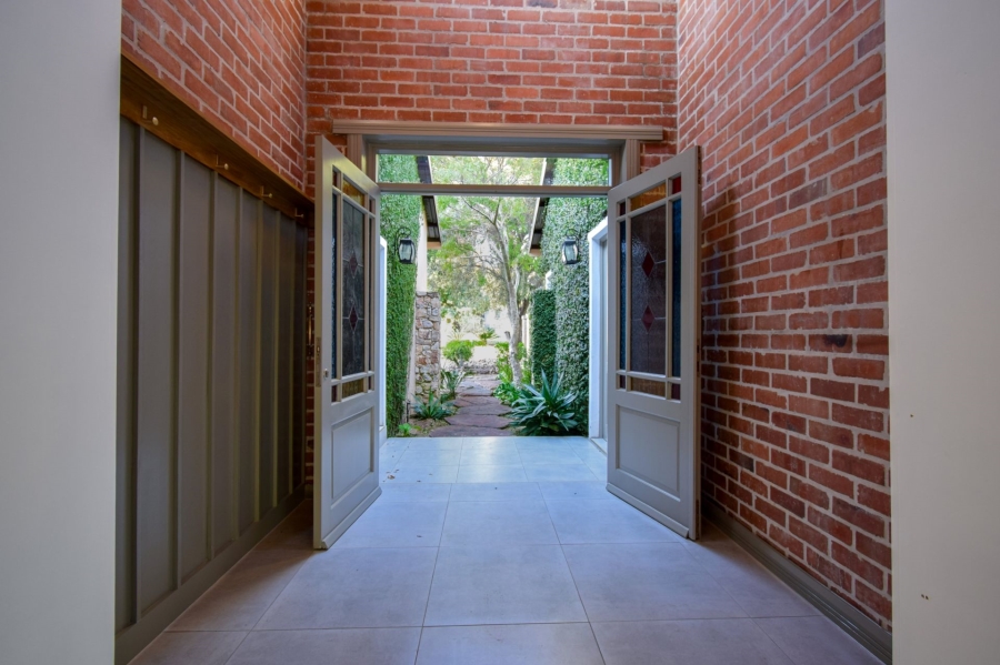 6 Bedroom Property for Sale in Midlands Estate Gauteng
