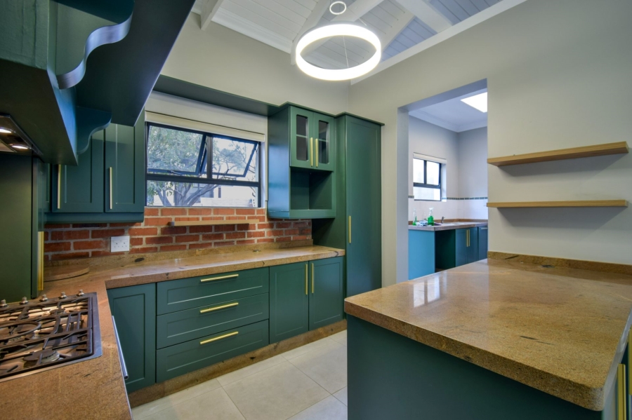 6 Bedroom Property for Sale in Midlands Estate Gauteng