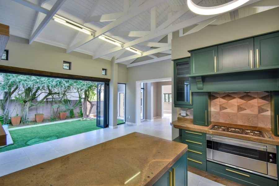 6 Bedroom Property for Sale in Midlands Estate Gauteng