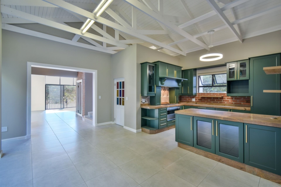 6 Bedroom Property for Sale in Midlands Estate Gauteng