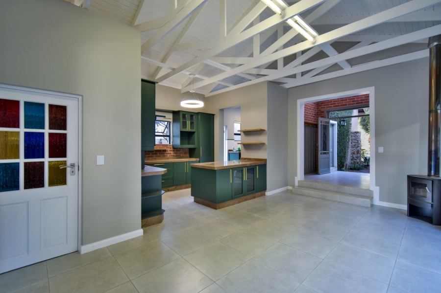 6 Bedroom Property for Sale in Midlands Estate Gauteng