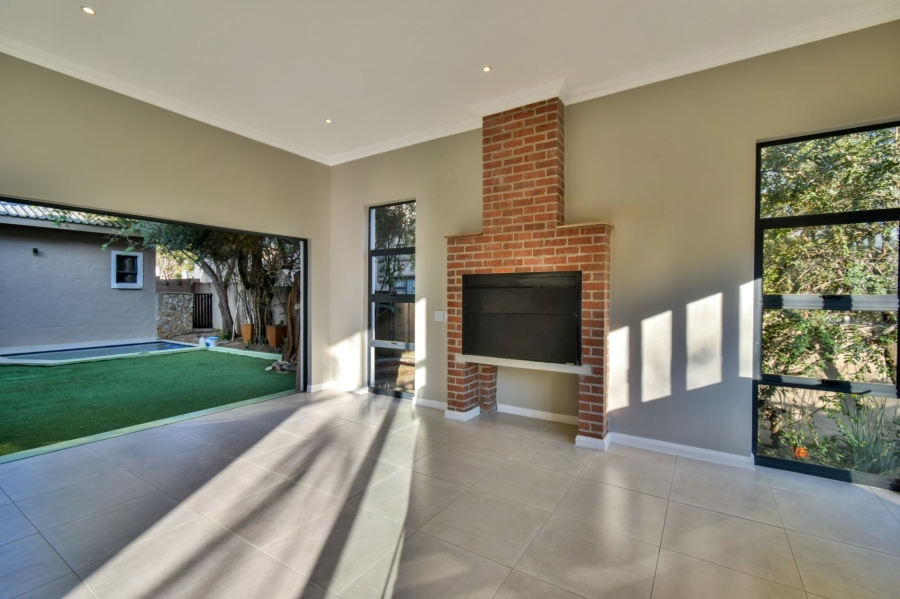 6 Bedroom Property for Sale in Midlands Estate Gauteng