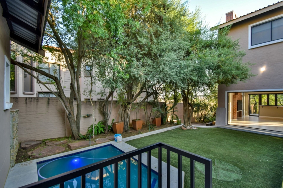 6 Bedroom Property for Sale in Midlands Estate Gauteng