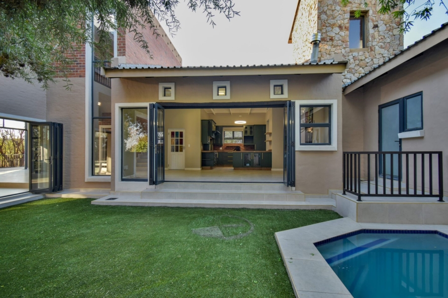 6 Bedroom Property for Sale in Midlands Estate Gauteng