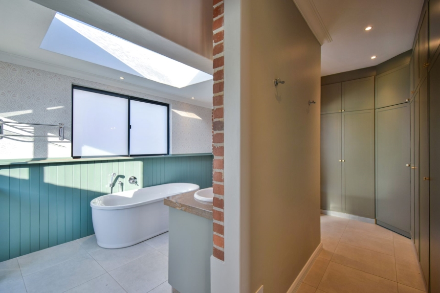6 Bedroom Property for Sale in Midlands Estate Gauteng