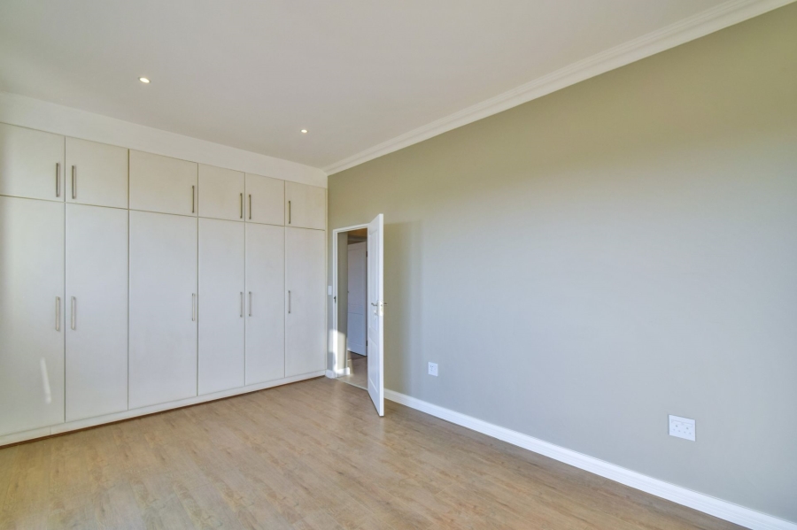 6 Bedroom Property for Sale in Midlands Estate Gauteng
