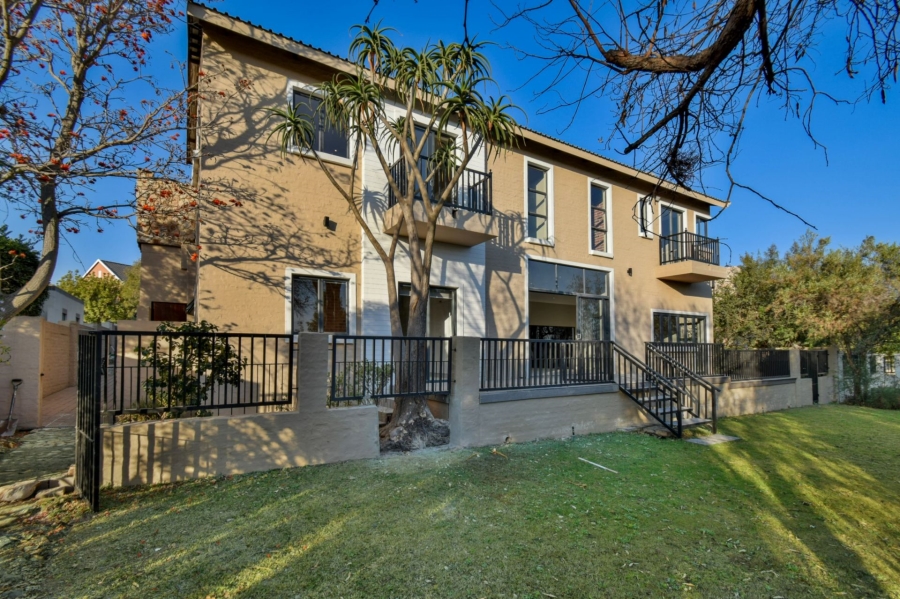 6 Bedroom Property for Sale in Midlands Estate Gauteng