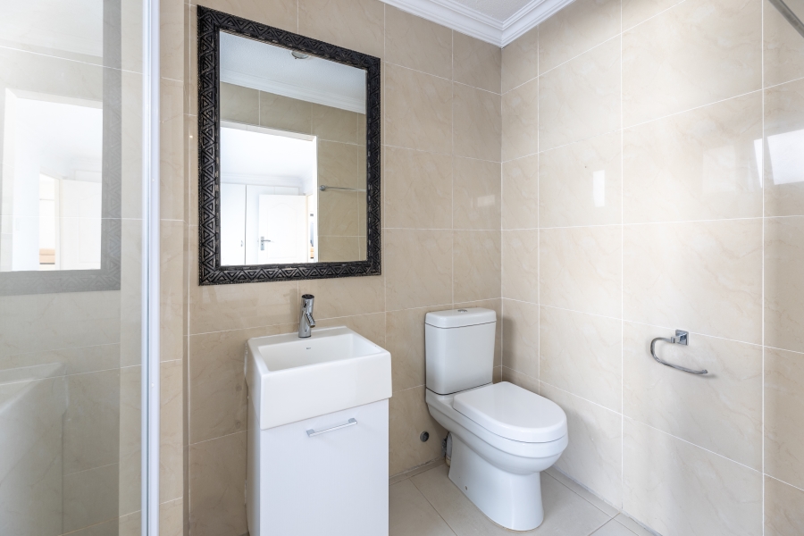 To Let 3 Bedroom Property for Rent in Cedar Lakes Gauteng