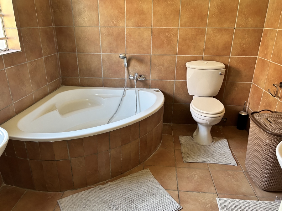 3 Bedroom Property for Sale in Olympus AH Gauteng