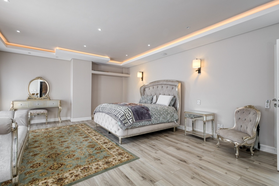 5 Bedroom Property for Sale in Cedar Creek Gauteng