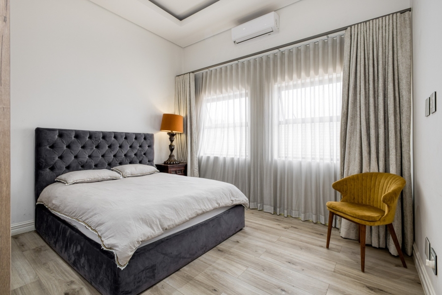 5 Bedroom Property for Sale in Cedar Creek Gauteng