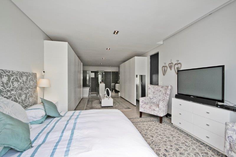 2 Bedroom Property for Sale in Dunkeld Gauteng