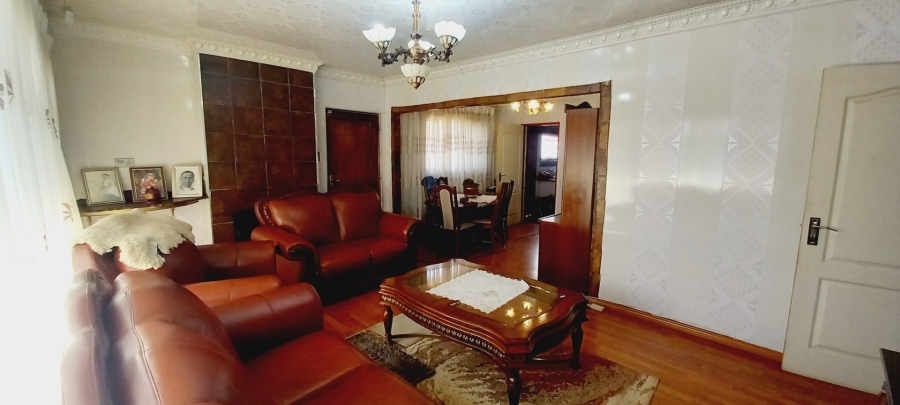 3 Bedroom Property for Sale in Dunnottar Gauteng