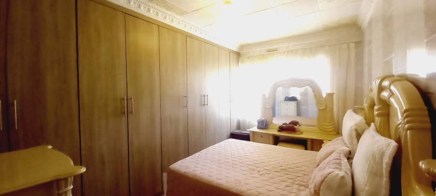 3 Bedroom Property for Sale in Dunnottar Gauteng