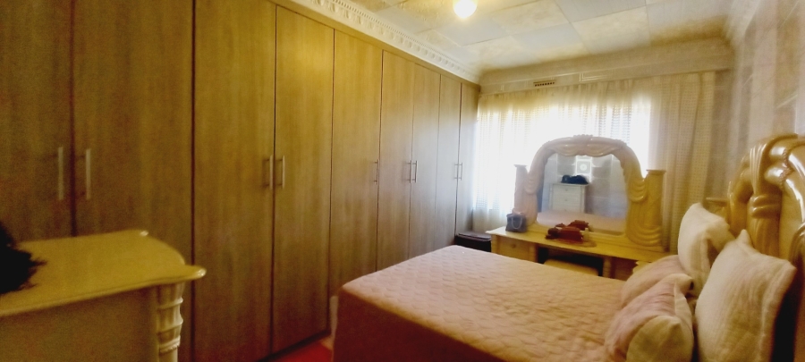 3 Bedroom Property for Sale in Dunnottar Gauteng