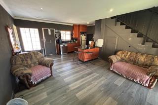 2 Bedroom Property for Sale in Annlin Gauteng