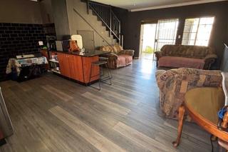 2 Bedroom Property for Sale in Annlin Gauteng