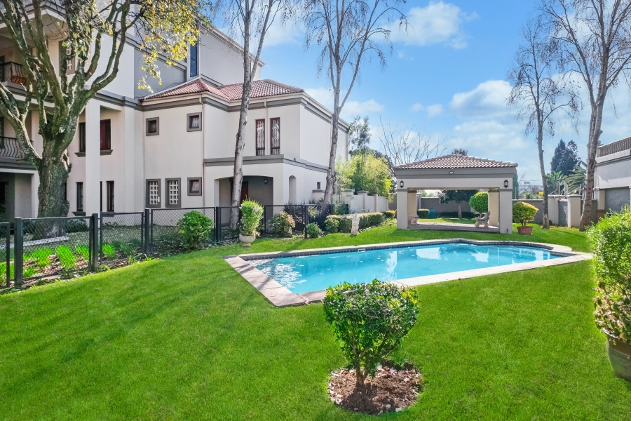 To Let 2 Bedroom Property for Rent in Morningside Gauteng