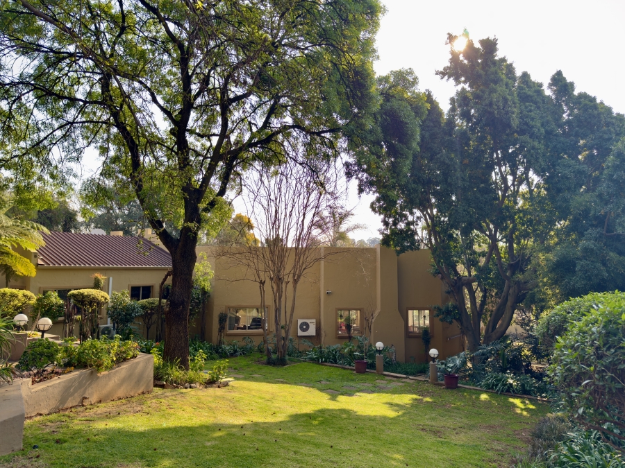 4 Bedroom Property for Sale in Waterkloof Ridge Gauteng