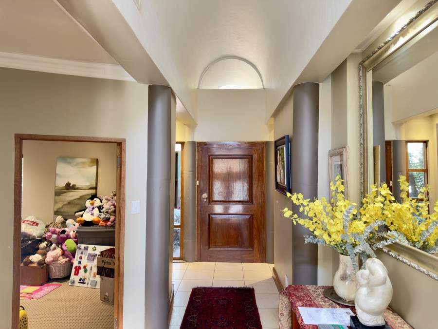 4 Bedroom Property for Sale in Waterkloof Ridge Gauteng