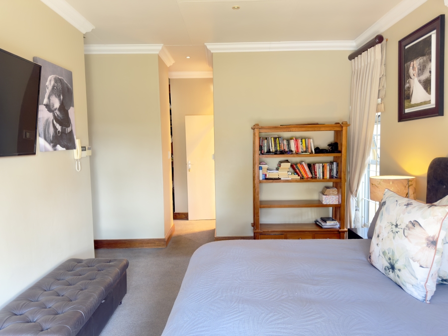 4 Bedroom Property for Sale in Waterkloof Ridge Gauteng