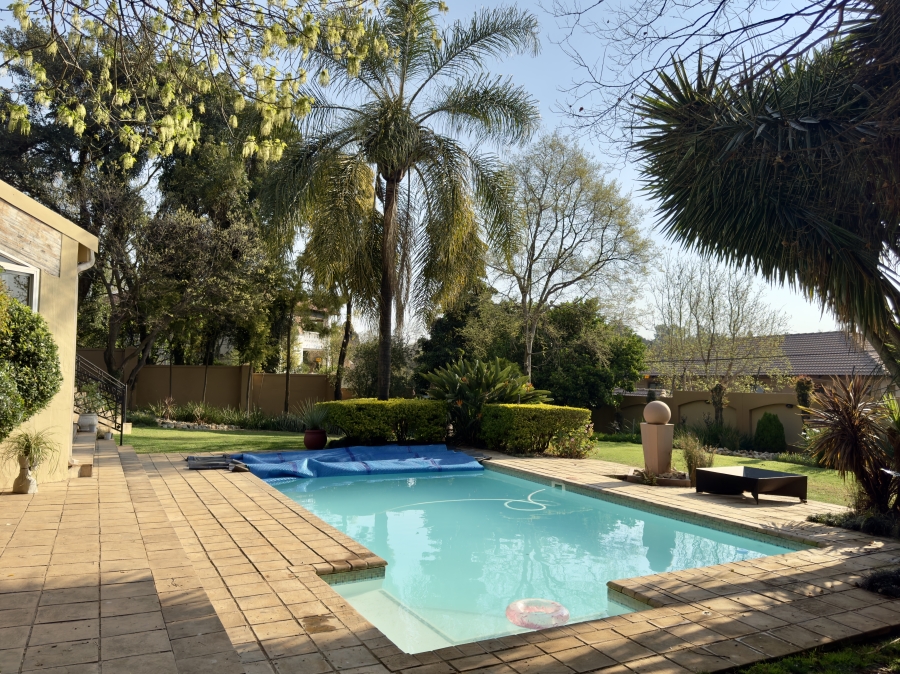 4 Bedroom Property for Sale in Waterkloof Ridge Gauteng