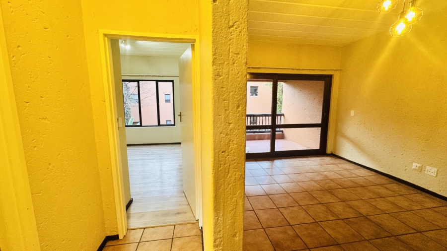 2 Bedroom Property for Sale in Sunninghill Gauteng